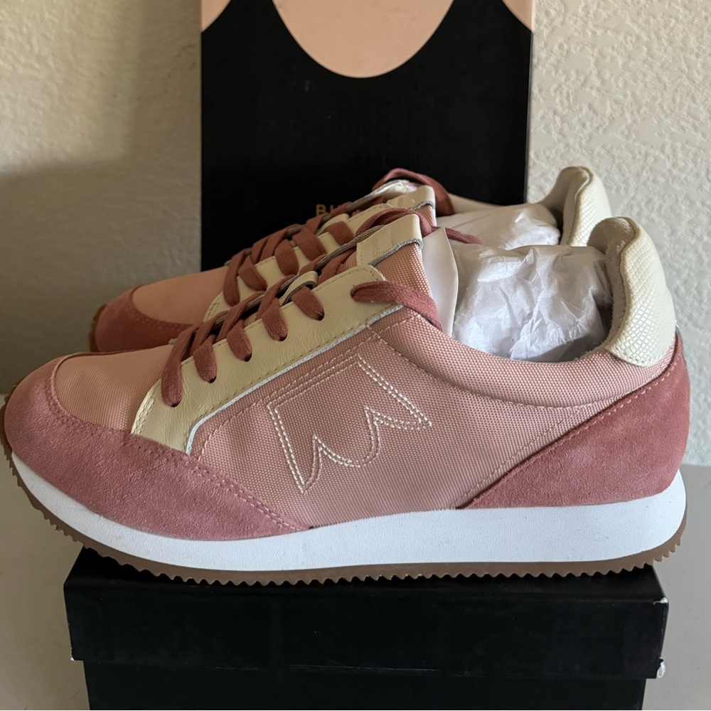 Birdies - 11 - Roadrunner - Rosette